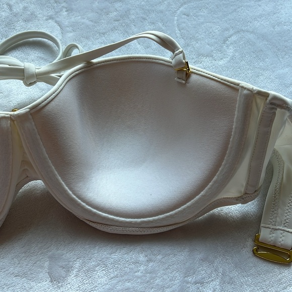 VICTORIA’S SECRET White Strapless Bikini Top w/Rhinestone Jeweled 💎 Piece - Picture 11 of 12